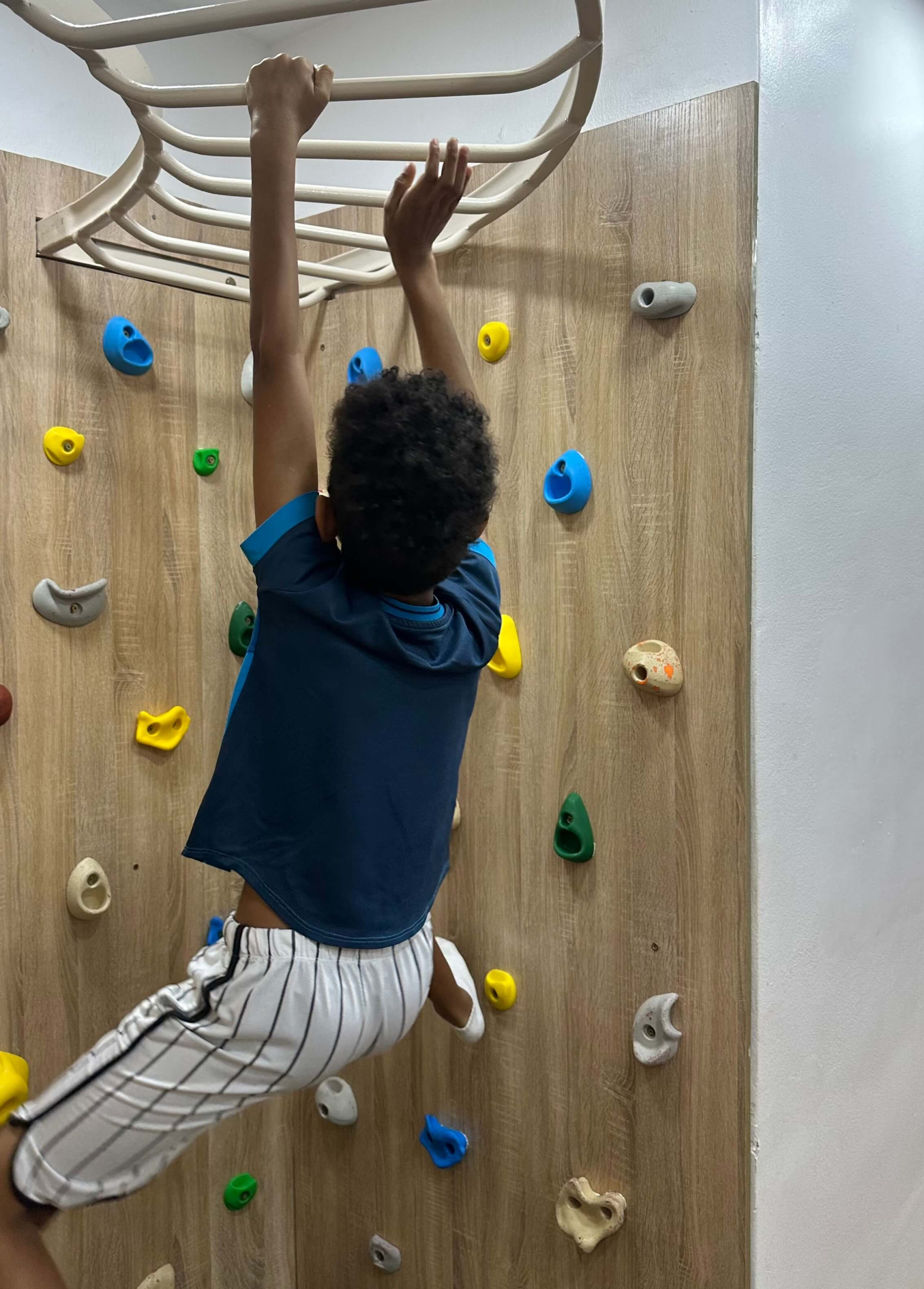π§ββοΈ Climbing Wall